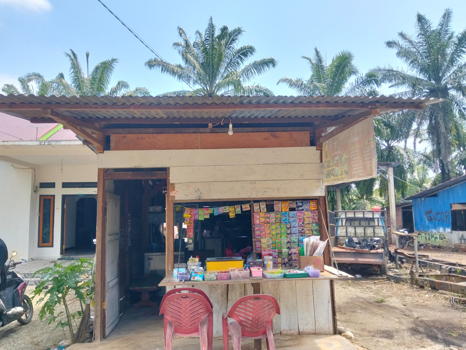 Kedai Kopi & Warung Santai Warga
